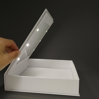 250g 아트페이퍼는 박스를 패키징하는 반사경 여행 마분지 메이크업을 이끌었습니다